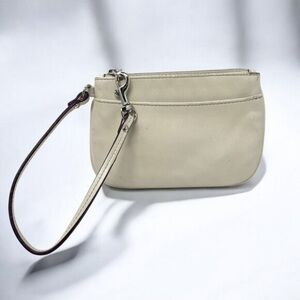 Elegant Cream Wristlet Clutch